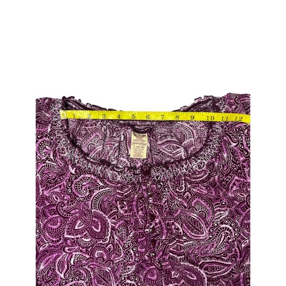 Large Faded Glory Purple Paisley Blouse With Ruffled Neckline & Short Sleeves - Picture 10 of 10
